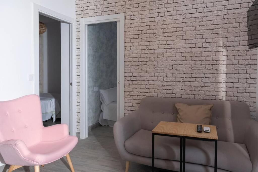 Magnifico Apartamento En Los Remedios Sevilla Eksteriør billede